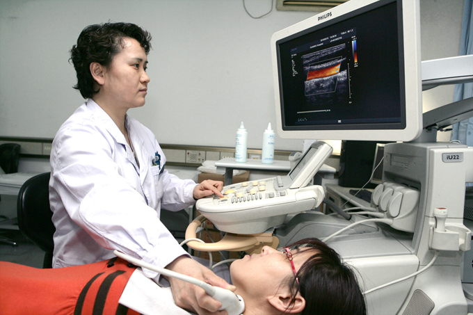 1、華揚教授在顱頸血管超聲領域造詣深厚.JPG