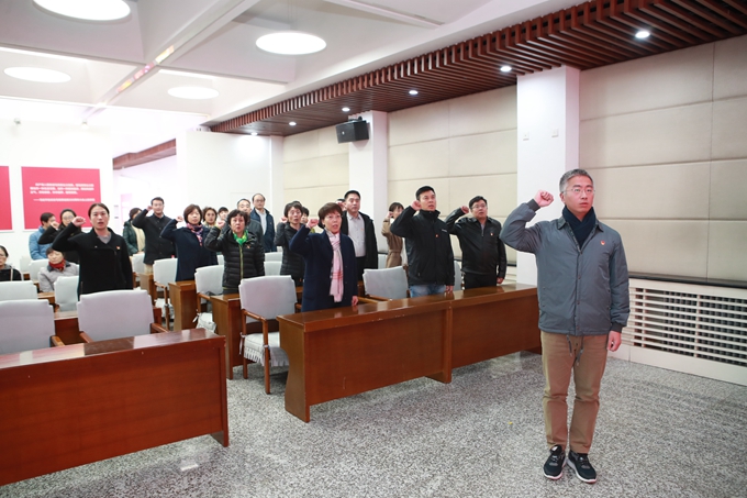 院黨委、紀(jì)委組織黨員干部參觀北京市全面從嚴(yán)治黨警示教育基地